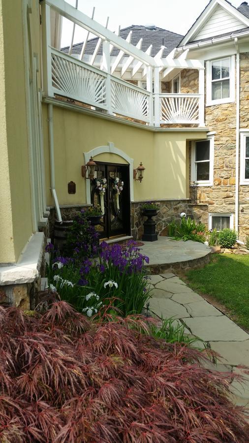 Stone Manor Boutique Inn Britain Exteriér fotografie