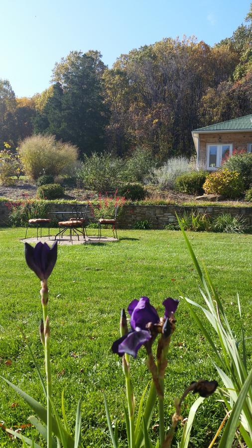 Stone Manor Boutique Inn Britain Exteriér fotografie